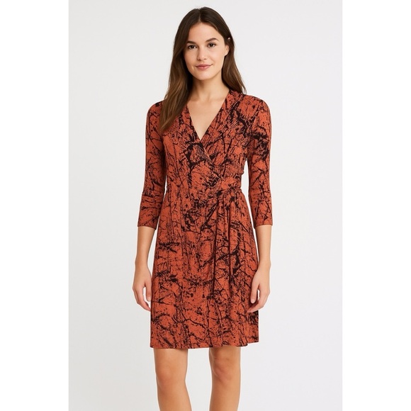 Karen Kane Dresses & Skirts - Karen Kane Abstract Print Faux Wrap Dress